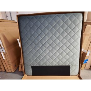 Gr�n velour sengegavl 140cm (oprydningssalg)