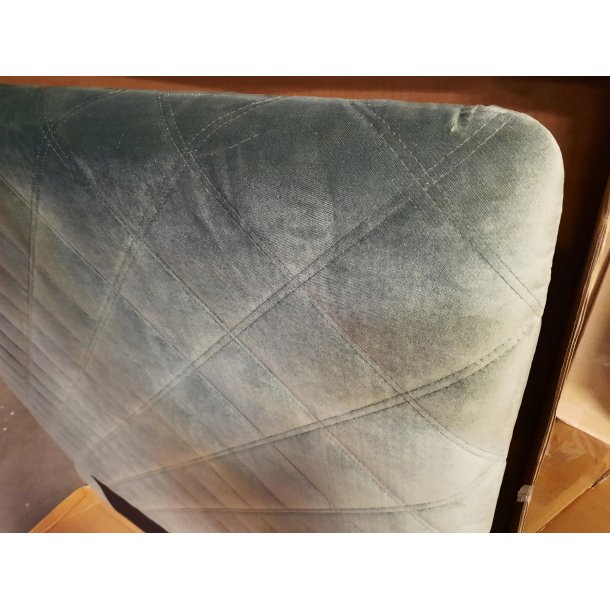 Gr�n velour sengegavl 140cm (oprydningssalg)