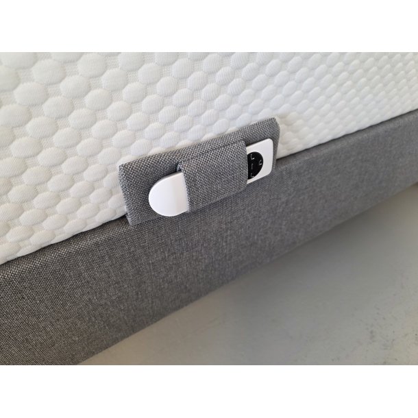 *FAST LAVPRIS* - Elevationsseng 140x200. Flot lys gr�.