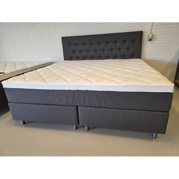 *Fast lavpris* - Kontinentalseng 210*210 cm Antracit. Incl. sengegavl.