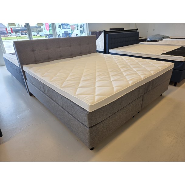 *Fast lavpris* - Kontinentalseng 210x210 cm incl. sengegavl - gr�