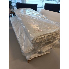 OPRYDNINGSSALG 180x200 U-split topmadras.