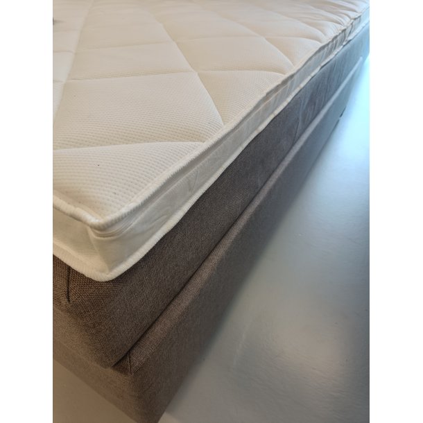 OPRYDNINGSSALG 180x200 U-split topmadras.