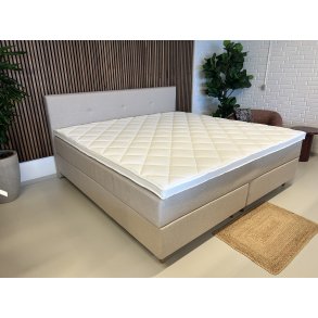 Kontinentalseng 220x220 cm Beige