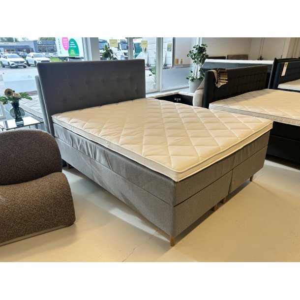*Fast lavpris* - 160x200 Kontinentalseng, Lys gr� Incl. sengegavl