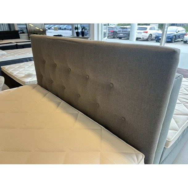 *Fast lavpris* - 160x200 Kontinentalseng, Lys gr� Incl. sengegavl