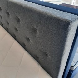 *Fast lavpris* 160x200 Kontinentalseng, Lys gr. Sengen er Incl matchende gavl